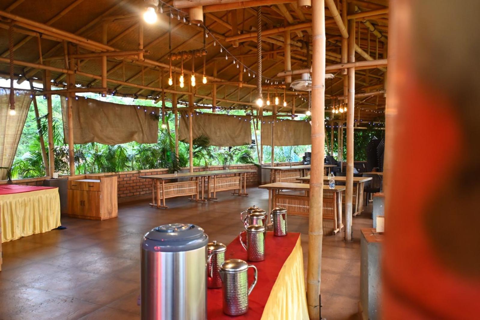 Bamboo And Bricks Resort Welhe Exterior foto