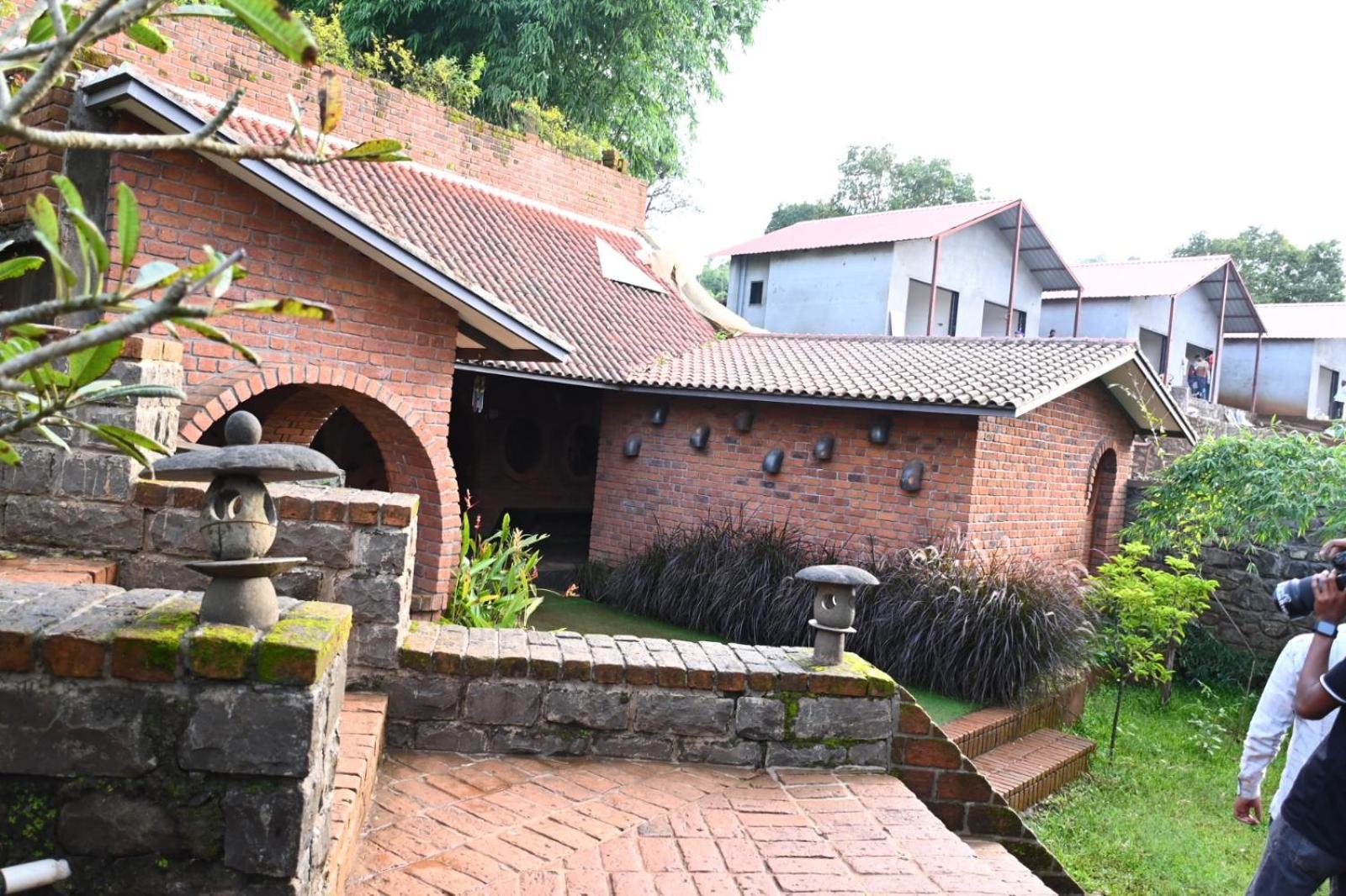 Bamboo And Bricks Resort Welhe Exterior foto